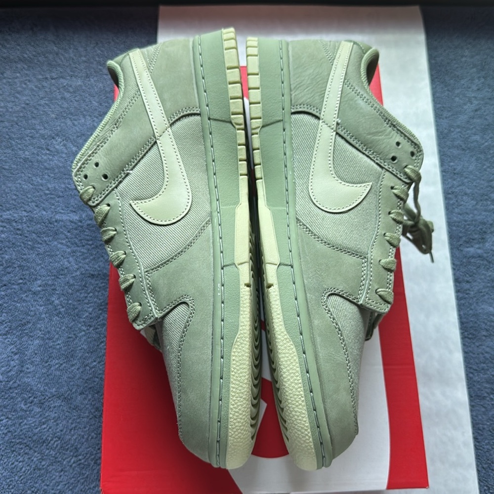 NIB Nike Dunk Low PRM - Picture 3 of 5